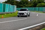 三菱の新型SUV「エクスフォースHEV」（筆者撮影）