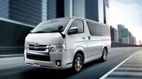 トヨタ｢ハイエース｣の中古車がバカ高い理由 ｢日本のユーザーのため｣が世界で評価される