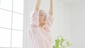 毎朝3分！｢本当のラジオ体操｣で不調を解決しよう　スキマ時間でできる｢ちょいラジ｣の"知られざる健康効果"