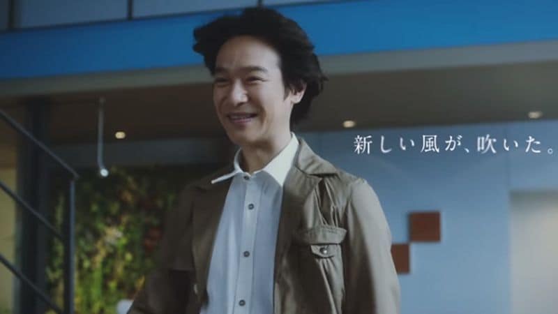 Boss新cmが描いた 企業戦士 時代の終わり メディア業界 東洋経済オンライン 社会をよくする経済ニュース