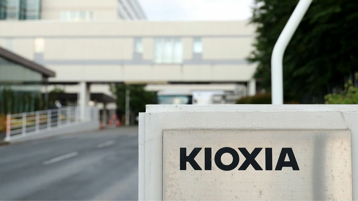 キオクシアHD､｢速度向上｣や｢液冷｣の量産を急ぐ…｢キラー製品｣になり得るとの見方も | ビジネス | 東洋経済オンライン