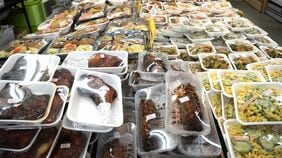 ｢ヤバイ…やらかしました｣が825万再生… 閉店寸前だった地方の総菜屋が｢広告費ゼロ｣｢週3営業｣でも大繁盛の秘密