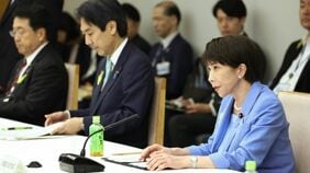 A4判324枚を徹夜で読み込む高市首相､｢0～3時間睡眠｣の先にある｢イケイケドンドン｣財政の危うさ