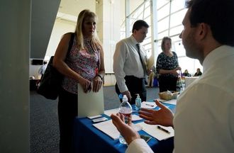 米8月雇用者数は15.1万人増で予想割れ、月内利上げの可能性後退