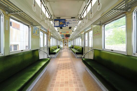 能勢電鉄 1700系 車内