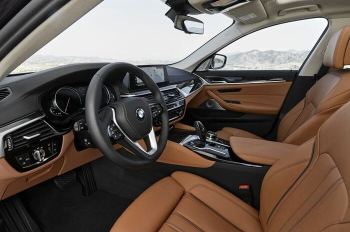 ビー・エム・ダブリュー 5シリーズ セダン｜BMW 5 Series Sedan