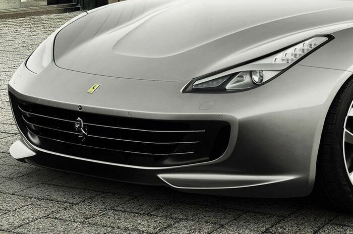フェラーリ GTC4 ルッソT｜Ferrari GTC4Lusso T