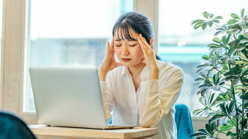 副業、それは「限界の塊」……筆者がそう語る理由とは？（写真：buritora／PIXTA）