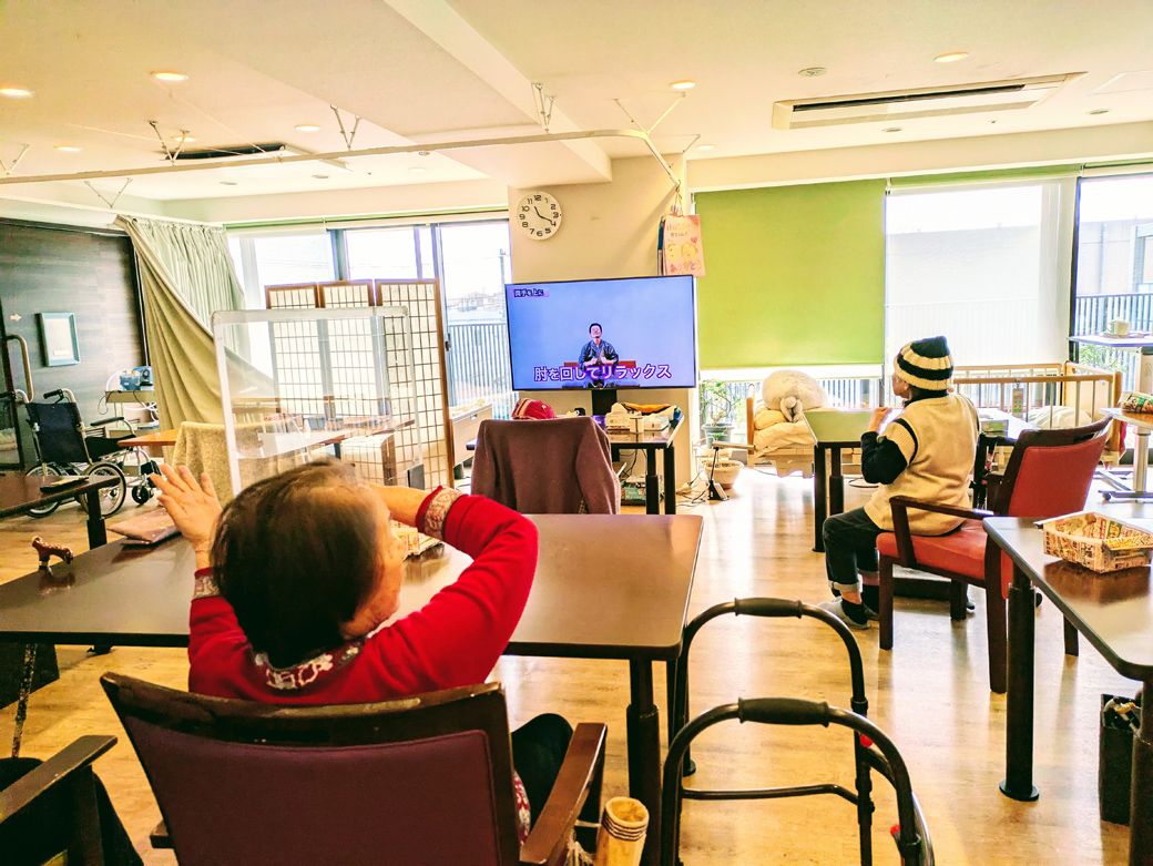 体操中の伊東さん（筆者撮影）