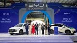BYDのブラジル工場は、ウズベキスタンとタイに続く中国国外3カ国目の乗用車工場だ。写真はブラジル工場の竣工記念式典（BYDのSNS公式アカウントより）