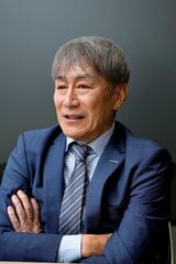 村瀬恭通・パナソニックホールディングス・モビリティソリューションズ担当参与。二次電池事業部長、経営企画部長などを歴任。2019年から社長直轄の現職を務める（撮影：梅谷秀司）