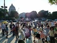 大規模デモ勃発の中、大飯原発が再稼働、それでも脱原発へ「一歩前進」の評価も