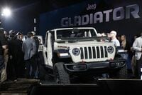 外車総崩れの中で｢ジープ｣が売れ続ける理由 若い世代はジープをアメ車だとは思っていない