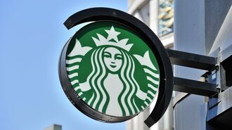 スタバ｢賛否両論の紙ストロー｣廃止が意味する事