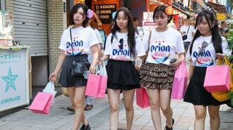 観光客にバカ売れする「あのTシャツ」の正体