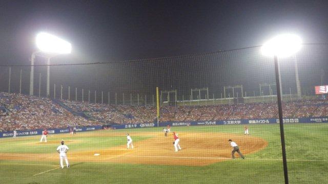 内外野を埋め尽くしたカープファン