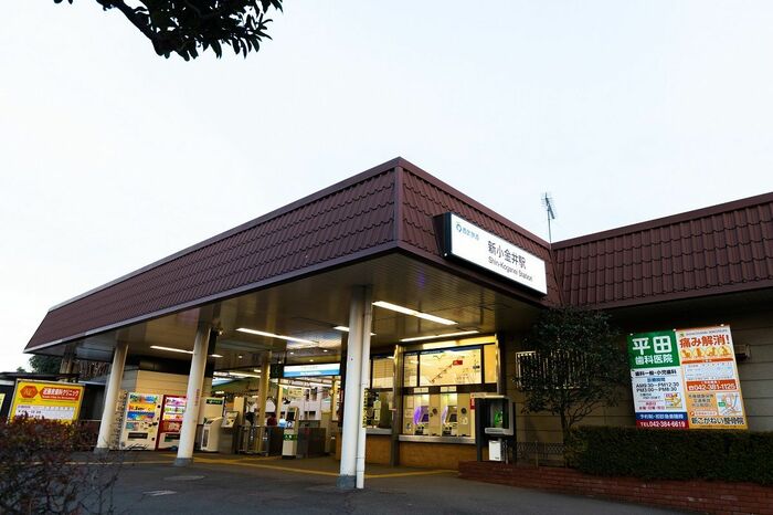 テレビドラマにも登場する新小金井駅は