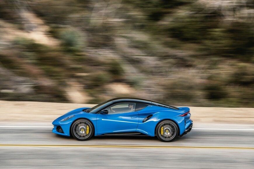 Lotus Emira（写真：Lotus Cars）