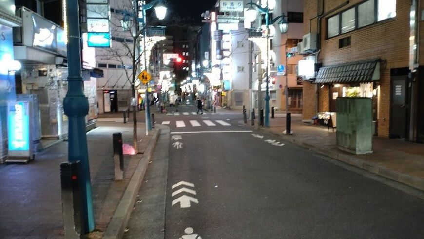 以前と比べると相当に美化が進んだ新宿二丁目（筆者撮影）