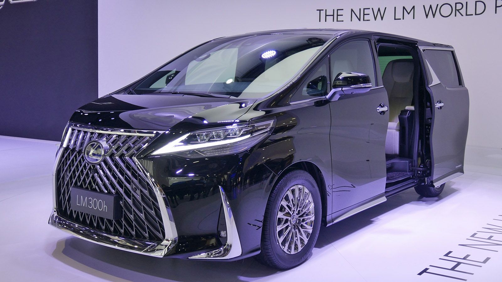 レクサスにあえて ミニバン が加わった意味 トレンド 東洋経済オンライン 社会をよくする経済ニュース