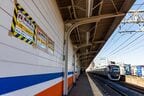 梅島駅ホームには「撮影禁止」の貼り紙。