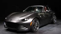 マツダ｢MX-5 RF｣流麗なスポーツカーの正体 4代目ロードスターにはこんな姿もある