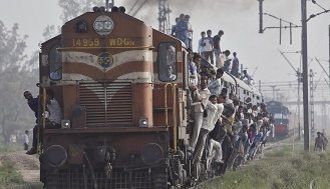 動き出すインド初の高速鉄道計画