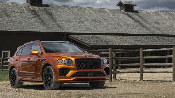 3000万円クラスの超高級SUV、ベントレー「ベンテイガ」の高性能版「スピード」(写真:Bentley Motors)