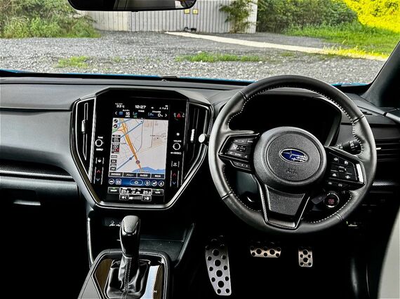 クロストレックの運転席まわり