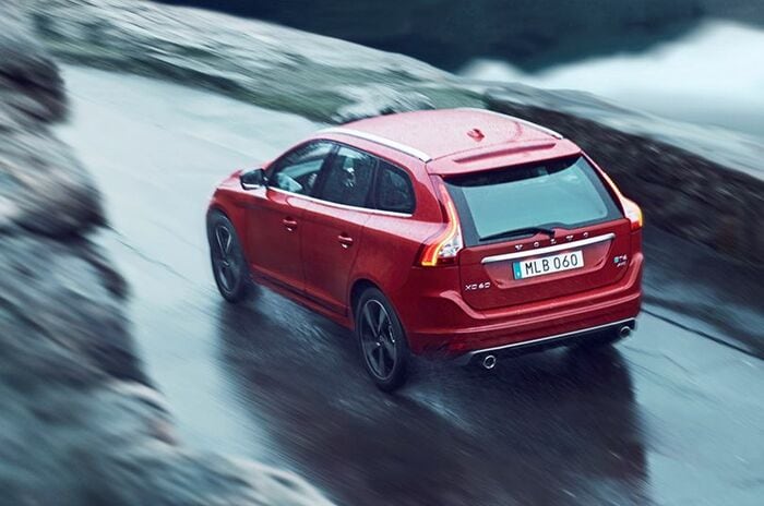 ボルボ XC60 T6 AWD Rデザイン｜Volvo XC60 T6 AWD R-Design