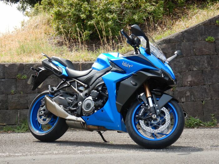 スズキの大型スポーツツアラーGSX-S1000GT