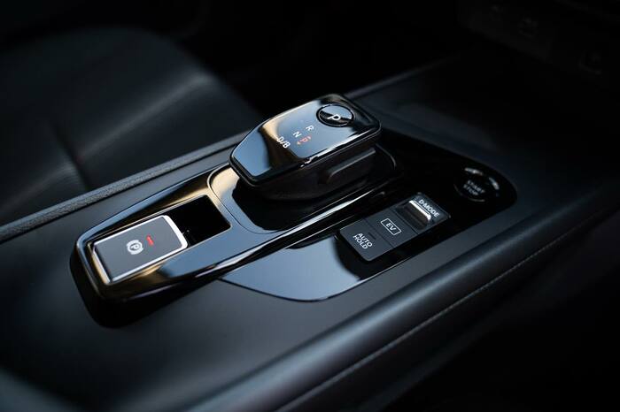 日産「新型ノート」のインテリア（写真：日産自動車）