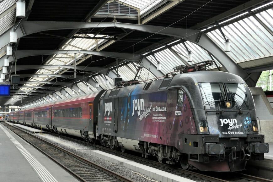 オーストリアから乗り入れる「レールジェット」はハンガリーまで直通（筆者撮影）