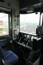3000系の運転席