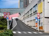 東京高速道路 西銀座入口（写真：Himakina / PIXTA）