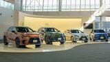 トヨタ自動車九州のPR展示室に並ぶ現在の製造モデル（写真：トヨタ自動車九州）