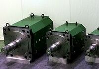 アイダエンジニアリングが自社開発の大容量サーボモータを大型機械向けに外販