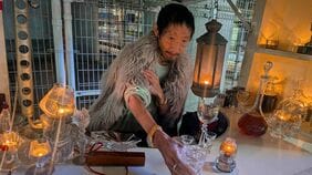 ｢令和の絶滅危惧種｣…都内に神出鬼没｢ナゾの白い屋台｣の正体は？元銀行マンが始めた世にも奇妙な｢屋台ビジネス｣の魅力