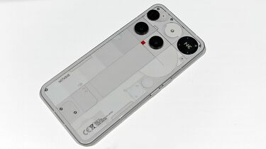英Nothing、最新スマホ「Nothing Phone (3)」で“光る背面”を廃止。新た