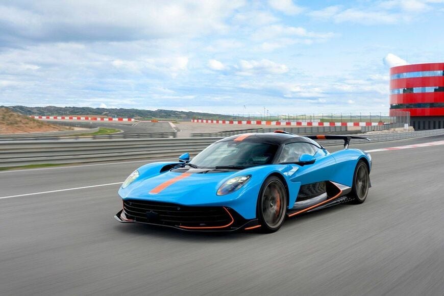 （写真：Aston Martin）