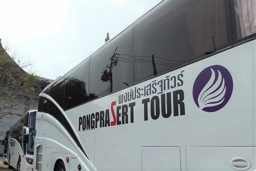 キハ183ツアーのバス