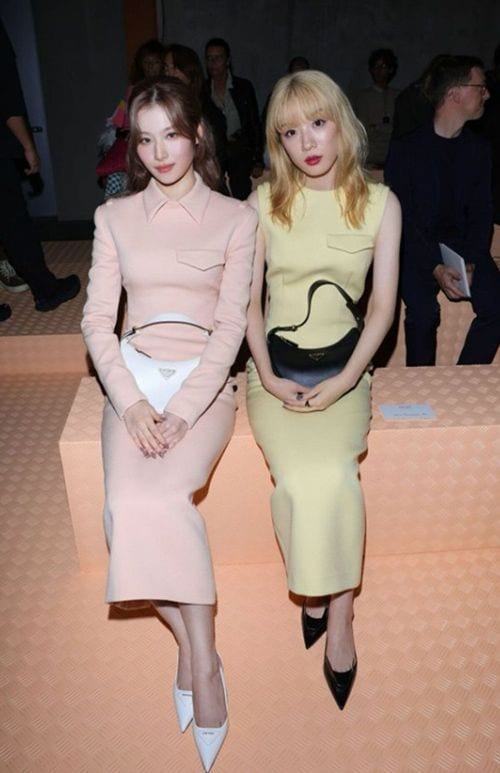 ミラノで行われたファッションショーで金髪姿を披露する永野芽郁（VOGUEJAPANTwitterより）（週刊女性PRIME編集部）