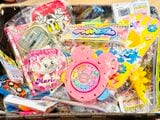 魅力的なおもちゃのラインナップ（筆者提供）