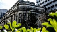 地銀｢利上げ後の資金利益増加率｣ランキング！･･･2年前との比較でわかる｢日銀利上げ｣で潤う銀行･沈む銀行の顔ぶれ