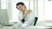 デスクワークで｢体がつらい｣をラクにするコツ 現役医師が考案した｢押し流しマッサージ｣