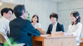 中途採用が多いのに長く働ける会社トップ100　ランキング上位の意外な顔ぶれ