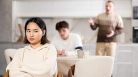 〈18禁の心理学研究〉娘は父親を避けるもの？！なぜ人は理性より本能に従うのか…600万年消えない｢動物らしさ｣の正体