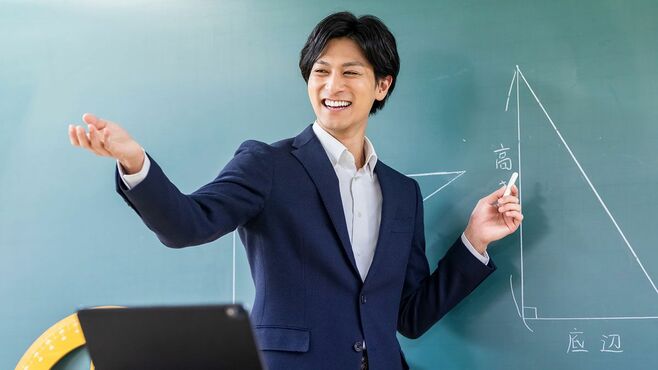 疲弊する学校､｢次期学習指導要領｣は理想論か？