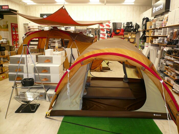 秋もキャンプ用品を引き続き展開