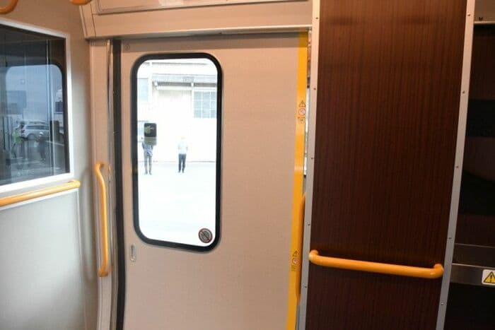 出入り口は1枚扉